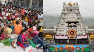 క్యూకాంప్లెక్సులు, కంపార్టుమెంట్లల్లో ఇకపై..