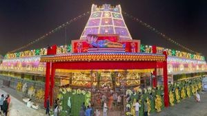 వైకుంఠ ద్వార దర్శనాల వేళ..  టోకెన్ లేని భ‌క్తులకు అద్దిరిపోయే గుడ్ న్యూస్