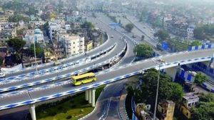  హైదరాబాదీలకు బిగ్ అలర్ట్ , ఈ ప్రాంతాల్లోకి వెళ్లొద్దు..!!
