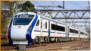 Vande Bharat: కోనసీమలో తొలి వందేభారత్...! రేపే ప్రారంభం...!