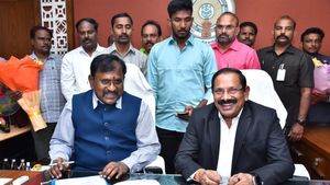  ప్రభుత్వ ప్రధాన కార్యదర్శిగా సాయిప్రసాద్ బాధ్యతల స్వీకరణ, బిగ్ టాస్క్..!!