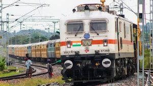 ప్రయాణికులకు రైల్వే గుడ్ న్యూస్- చర్లపల్లి, తిరుపతి: వయా స్టేషన్లు