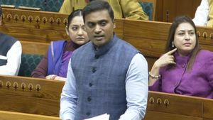 అమరావతి బిల్లు పై పార్లమెంట్ లో వైసీపీ బిగ్ ట్విస్ట్..!!