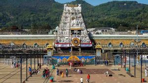 తిరుమలలో వారికి డెడ్ లైన్: మే 15 లోగా