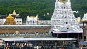 తిరుమలకు వెళ్లే భక్తులకు టీటీడీ ముఖ్య గమనిక