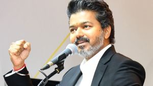 సినిమాల విషయంలో విజయ్ తీసుకున్న నిర్ణయంపై.. 