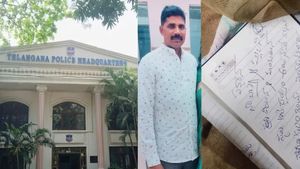తెలంగాణ డీజీపీ కార్యాలయంలో షాకింగ్ ఘటన.. సర్వీస్ రివాల్వర్ తో కాల్చుకుని కానిస్టేబుల్‌ ఆత్మహత్య