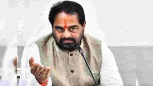 తమ్మినేని సీతారాంకు బిగుస్తున్న ఉచ్చు - అర్ద్రరాత్రి పరారీ..!!