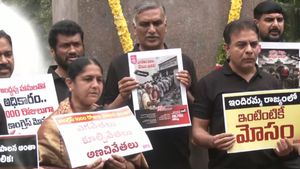 గ్యారంటీలకు టాటా, హామీలకు బైబై: అసెంబ్లీ సమావేశాల వేళ..