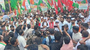 ఇండీ కూటమి చలో లోక్‌భవన్‌ ర్యాలీ.. మంత్రులు అరెస్ట్!