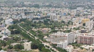 తిరుపతి లోక్‌సభ ఉపఎన్నిక: వైసీపీ జోరు కొనసాగుతుందా, టీడీపీ, బీజేపీ పైచేయి సాధిస్తాయా... చరిత్ర ఏం చెబుతోంది?