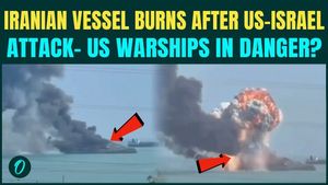Iran to SINK USS Abraham Lincoln? Iran FURIOUS As US-Israel ATTACK Iranian Vessels in Bandar Abbas
