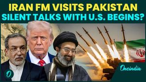 Iran FM Araghchi Heads To Pakistan Amid US Deadlock | Backchannel Talks Or Bigger Game?