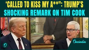 ‘Kiss My Ass’: Donald Trump’s Jaw-Dropping Post for Apple CEO Tim Cook After 15 Years of Service