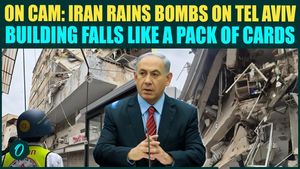 UNSEEN VIDEO: Tel Aviv Building CRUMBLES as Iran Missiles, Drones RAIN DOWN- Tel Aviv In Ruins