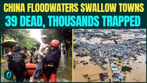 China Flood BREAKING: 39 Dead, 130,000 Evacuated as Typhoon Bavi Approaches| Dam COLLAPSES