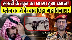 Houthi BOMBS Saudi Airport BREAKING: Massive Retaliatory STRIKE Hits Abha Airport |WATCH