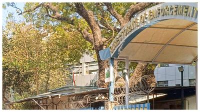 এসএসসি দুর্নীতি মামলায় নয়া মোড়, ইডির ডাকে হাজির অর্পিতা, ফের তলব পার্থকে