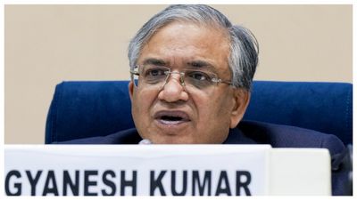 হিংসামুক্ত ভোটে কমিশনের কড়া বার্তা, প্রস্তুতিতে তৎপর প্রশাসন