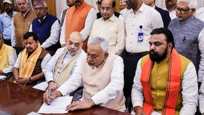 নীতীশের জমানা বিহারের সোনালি অধ্যায়, রাজ্যসভায় স্বাগত জানিয়ে মন্তব্য শাহের, হাইজ্যাক-খোঁচা তেজস্বীর