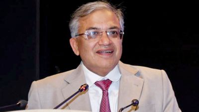 কালীঘটের পর দক্ষিণেশ্বর! জ্ঞানেশ কুমার পৌঁছতেই মন্দির চত্বরে কালো পতাকা হাতে বিক্ষোভ, কী দাবি বিক্ষোভকারীদের?