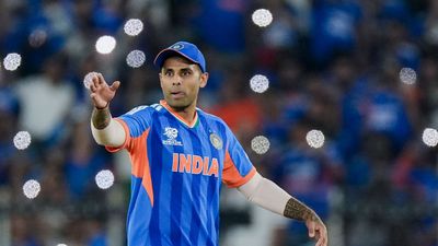 সূর্যকুমারের নয়া রেকর্ড, এক খাতায় ধোনি-রোহিতের সঙ্গে নাম তুললেন বিশ্বকাপজয়ী অধিনায়ক হয়ে