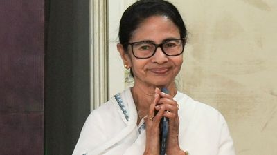 ভোট ঘোষণার আগেই ১৫০০ টাকা! ঠিক কত লক্ষ বেকার ভোটার? সামনে এল পরিসংখ্যান