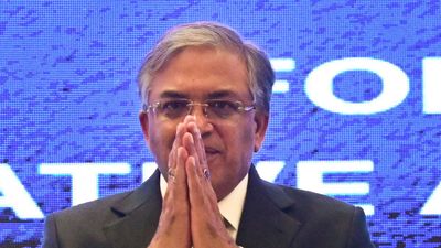 জ্ঞানেশ কুমারের অপসারণ চেয়ে পদক্ষেপ! ইমপিচমেন্টের চিঠিতে ইতিমধ্যে সই ১৯৩ জন সাংসদের