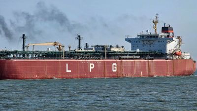 ভারতের আরও দুটি এলপিজি ট্যাঙ্কার হরমুজ প্রণালী পেরনোর কথা, উত্তেজনার মাঝেই উদিত নতুন আশার আলো