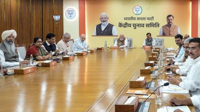 তৃতীয় প্রার্থী তালিকা প্রকাশ বিজেপির, অভয়ার মায়ের নাম ঘিরে বড় চমক পানিহাটিতে