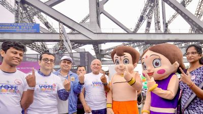 বাংলায় বিজেপি নাকি তৃণমূল, কারা গড়বে সরকার? কী বলছে সাম্প্রতিক জনমত সমীক্ষা