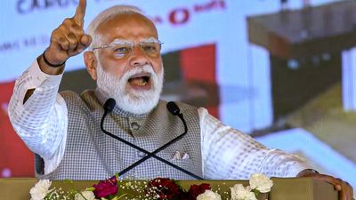 নয়ডা আন্তর্জাতিক বিমানবন্দর উদ্বোধন করলেন প্রধানমন্ত্রী! '২মিনিট অন্তর উড়বে বিমান', বড় বার্তা মোদীর