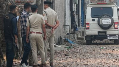 আবার ছেলেধরা আতঙ্ক! আটক উত্তরপ্রদেশের যুবক, সীমান্ত গ্রামে শুরু তীব্র উত্তেজনা