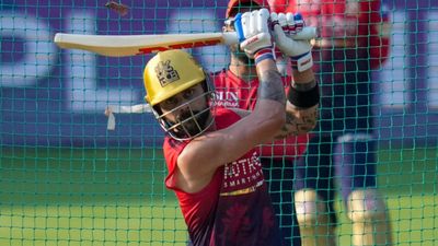 কাল শুরু আইপিএল, আরসিবির সামনে সানরাইজার্স, ফোকাসে বিরাট