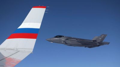 ইরান-আমেরিকা যুদ্ধ চরমে, গত ২৪ ঘণ্টায় চারটি মার্কিন যুদ্ধবিমানে হামলা, নিখোঁজ চালক