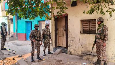 কয়লা কেলেঙ্কারির তদন্ত! দেশের বিভিন্ন শহরে আই-প্যাকের দফতর ও ডিরেক্টরের বাসভবনে ইডি তল্লাশি