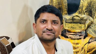 'মালদহ কাণ্ডের মাস্টারমাইন্ড' মোফাক্কেরুল ইসলাম গ্রেফতার, পালানোর সময় বাগডোগরা থেকে ধৃত