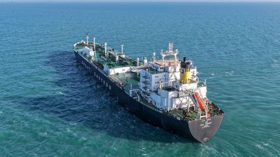 হরমুজ প্রণালী থেকে ইরানের মাইন অপসারণ শুরু মার্কিন নৌবাহিনীর