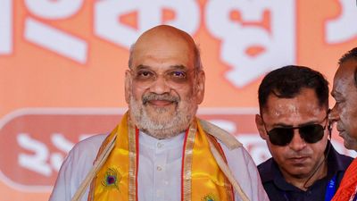 'সোনার বাংলা' গড়তে দ্বিতীয় দফায় রেকর্ড ভোটদানের ডাক অমিত শাহের