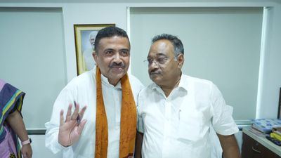 মুখ্যমন্ত্রী হয়ে প্রথম ক্যাবিনেট বৈঠকেই একের পর এক বড় সিদ্ধান্ত নিলেন শুভেন্দু, কী কী রয়েছে ঘোষণায়?