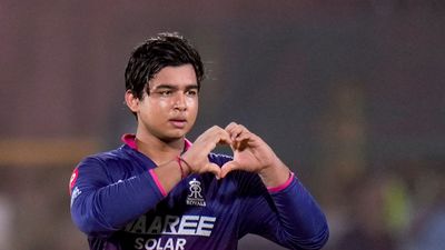 সূর্যবংশীর ব্যাটিং বৈভবকে আর উপেক্ষা করা গেল না! ভারতীয় 'এ' দলে সুযোগ পেলেন কিশোর তারকা