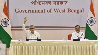 শিলিগুড়ি থেকে ৬ ঘণ্টায় দিল্লি পৌঁছনো যাবে, বাংলায় বুলেট ট্রেন নিয়ে বড় ঘোষণা রেলমন্ত্রী অশ্বিনী বৈষ্ণবের