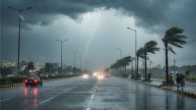 Weather Today: IMDનું રેડ એલર્ટ—8 રાજ્યોમાં ભારે વરસાદ અને તોફાનની આગાહી