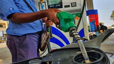 Petrol Diesel Price: 28 ફેબ્રુઆરીએ પેટ્રોલ-ડીઝલના ભાવમાં આવ્યો ફેરફાર, જાણો તમારા શહેરની લેટેસ્ટ કિંમત