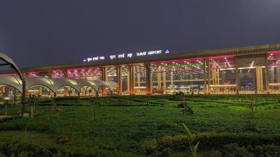 Surat News: હવાઈ મુસાફરો મુશ્કેલીમાં, 10 માર્ચ સુધી સુરત-દુબઈ Flight બંધ