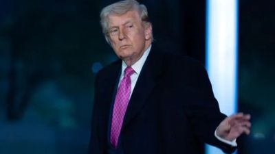 ટ્રમ્પની ઈરાનને ચેતવણી: ટ્રમ્પે ઈરાનને આપી 'તબાહી'ની છેલ્લી ચેતવણી! કેમ વધારી 24 કલાકની ડેડલાઇન?