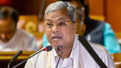 Karnataka Congress Crisis: આજે CM પદ છોડશે સિદ્ધારમૈયા! કર્ણાટકમાં ચાર ડેપ્યુટી સીએમ ફોર્મ્યુલાથી હલચલ વધી