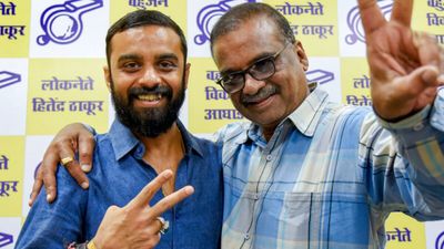 कौन हैं हितेंद्र ठाकुर? इनकी पार्टी ने BJP-शिवसेना को दी पटखनी, वसई-विरार के सबसे ताकतवर नेता की कहानी