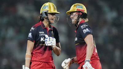 WPL 2026: मुंबई से हार के बावजूद RCB ने रचा इतिहास, किया ऐसा कमाल जो आज से पहले नहीं हुआ?