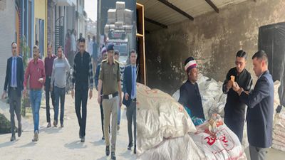 देहरादून के डीएम ने सेंट्रल गोदाम में की छापेमारी, मचा हड़कंप, कई अनियमितताएं मिली, बड़ा एक्शन